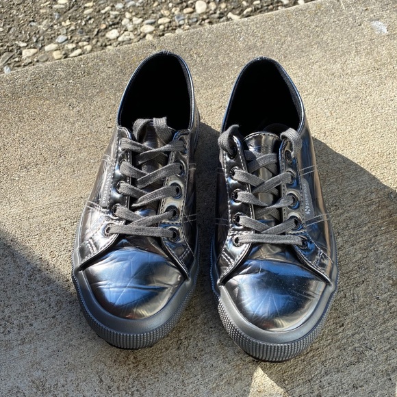 Metallic silver Superga sneakers - Picture 1 of 4